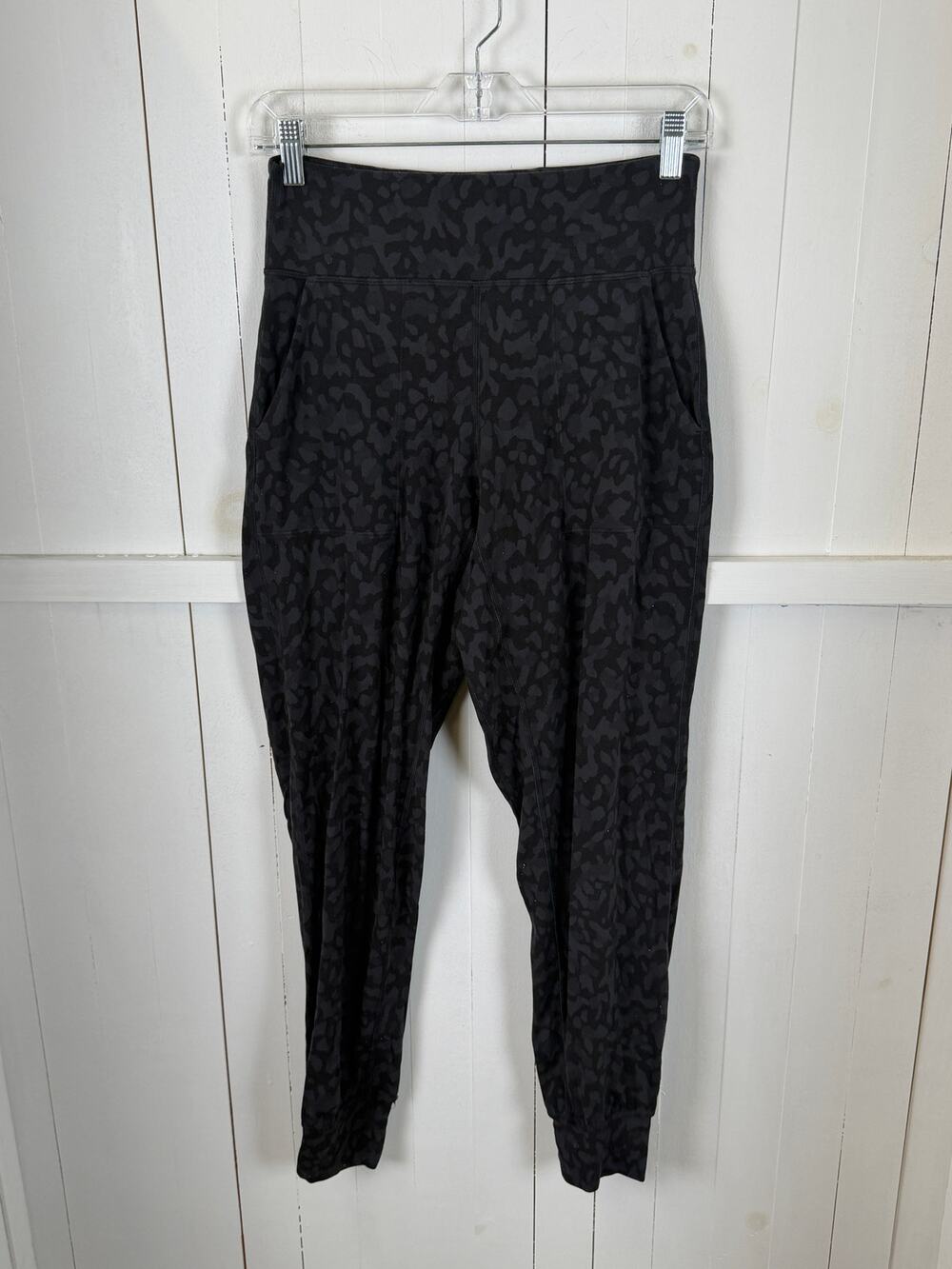 Lululemon Black Gray Jogger Pants Women’s Size 6 Nylon